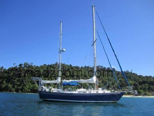 Whitby 42 Ketch anmeldelser og tekniske specifikationer